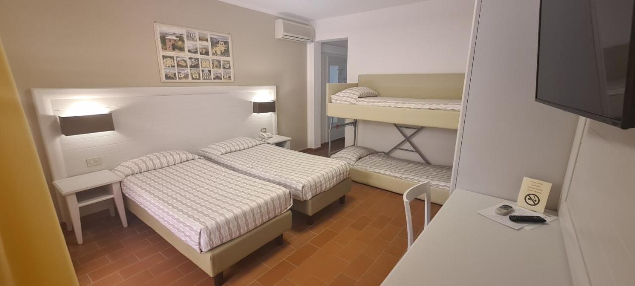Hotel Mare Portoferraio Esterno foto