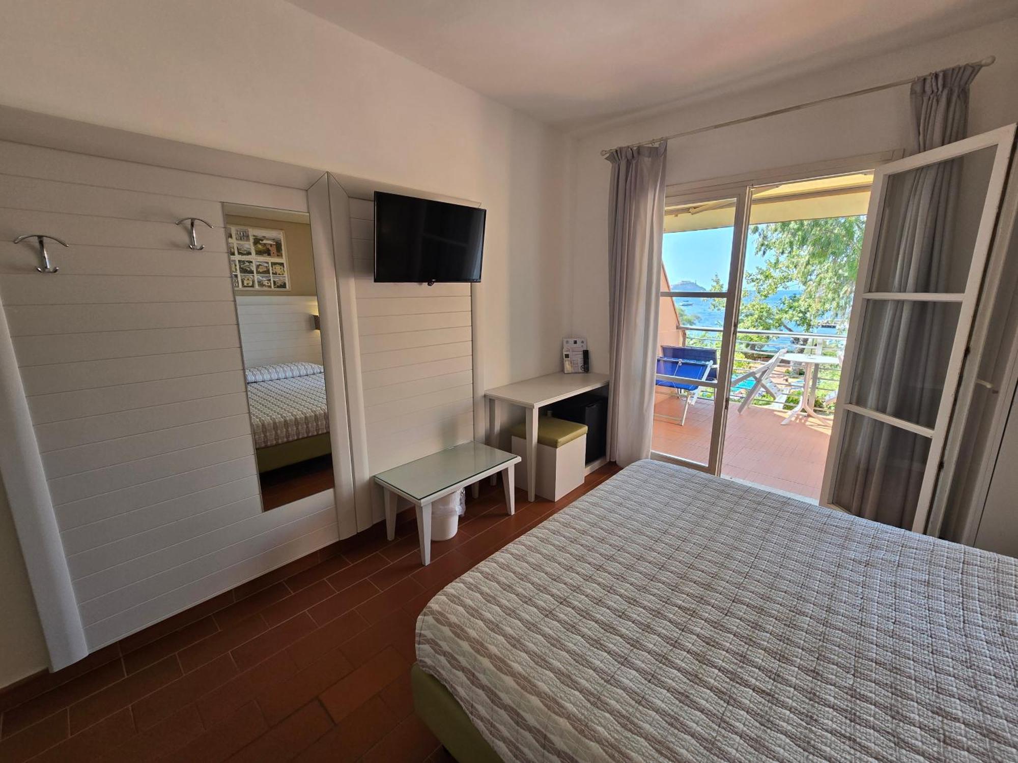 Hotel Mare Portoferraio Camera foto
