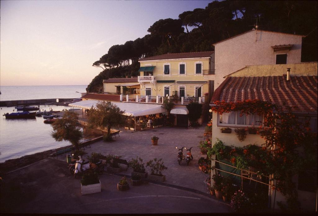 Hotel Mare Portoferraio Esterno foto