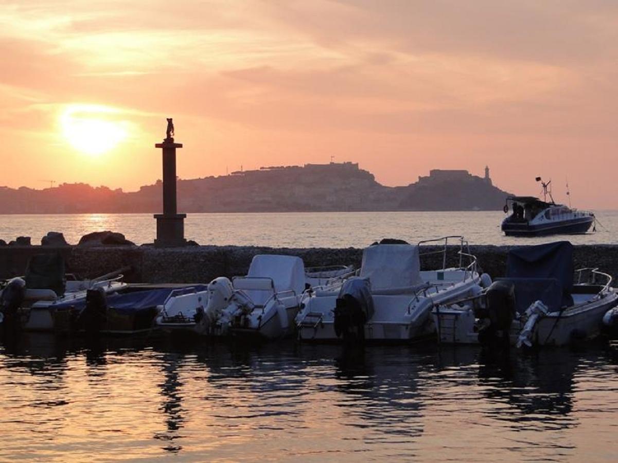 Hotel Mare Portoferraio Esterno foto